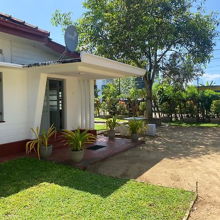 Villa 95 Dikwella Bagian luar foto